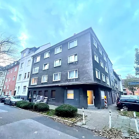 Apartman Grosse 80qm 3 Wohnung, Nahe Messe & Klinikum, 2x 55