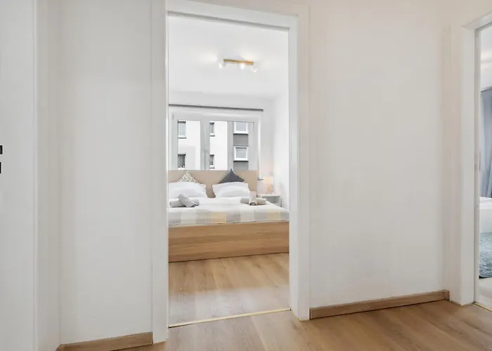 Appartamento Grosse 80qm 3 Wohnung, Nahe Messe & Klinikum, 2x 55